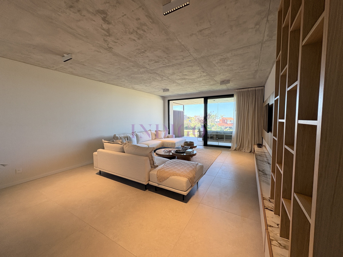 Apartamento Ref.1335 - En alquiler 