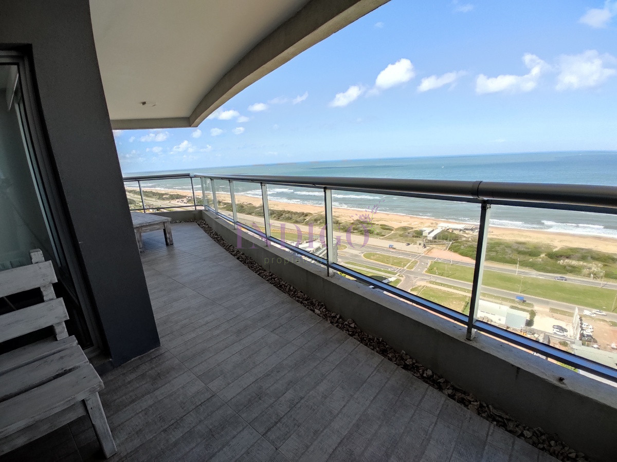 Apartamento Ref.351 - Muy buen Departamento alquiler frente al mar en la  Brava, 3 dormitorios