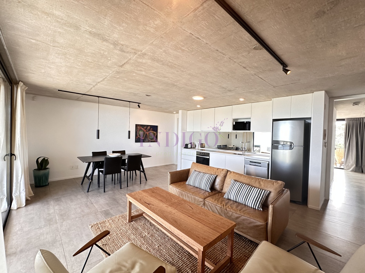 Apartamento Ref.1222 - En alquiler temporal, Penthouse en Manantiales, 3 ambientes.