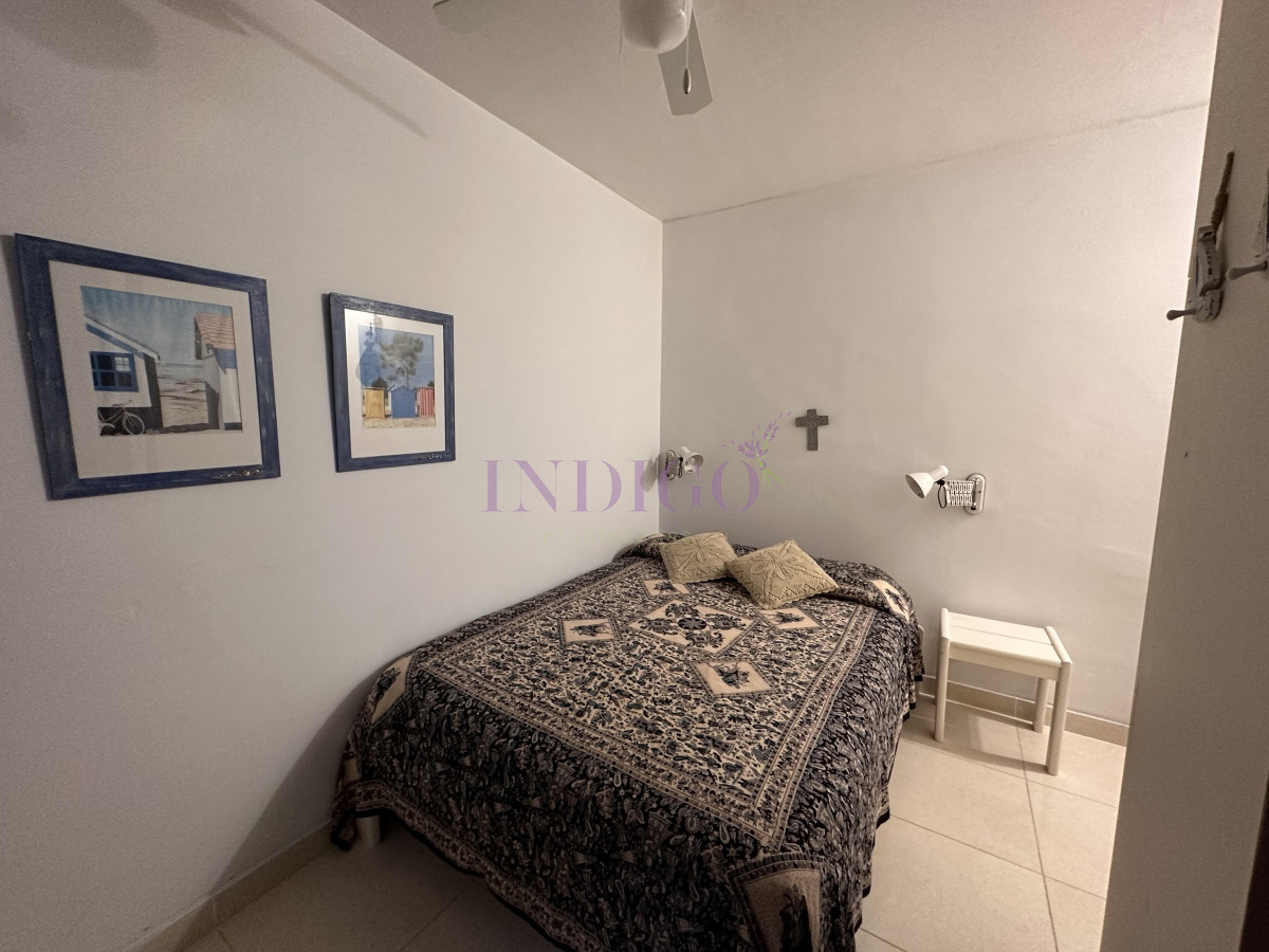 Apartamento Ref.15 - Muy lindo departamento en alquiler en Manantiales, 3 dormitorios , mas dependencia de servicio.