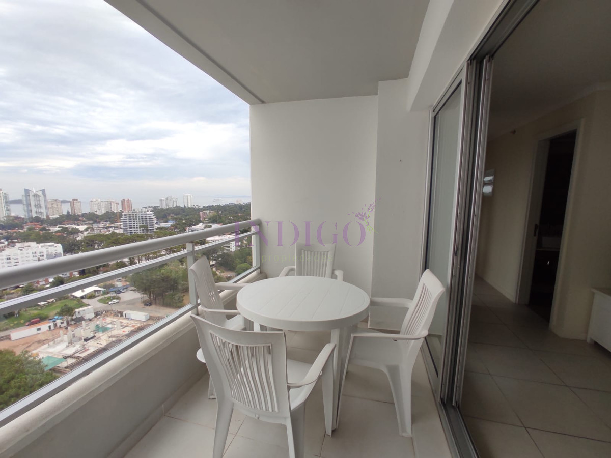 Apartamento Ref.967 - Alquiler de apartamento 1 Dormitorios en Punta del Este, Uruguay