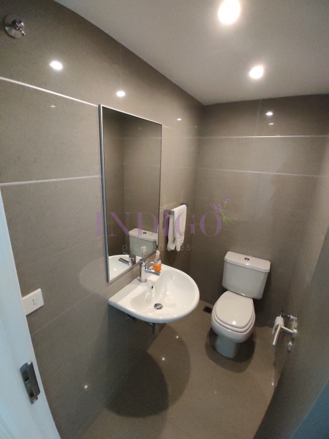 Apartamento Ref.224 - Muy buen departamento  en Mansa, 2 dormitorios .