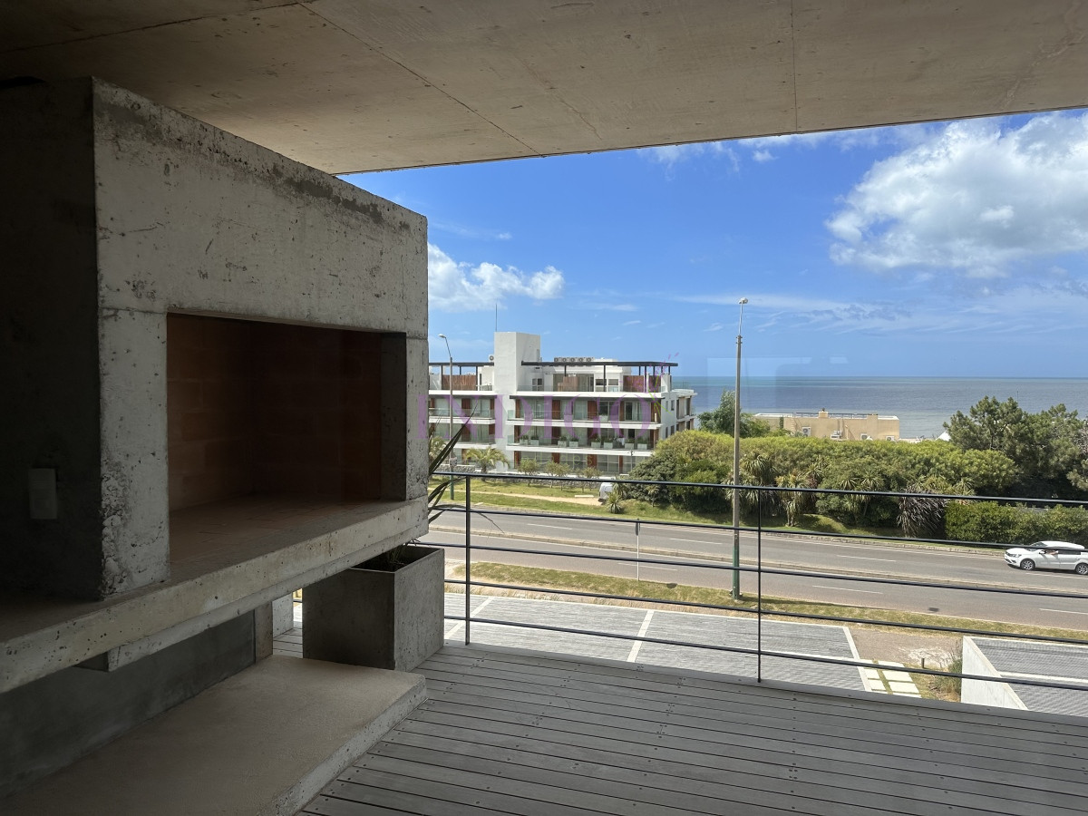 Apartamento Ref.886 - En venta Manantiales 