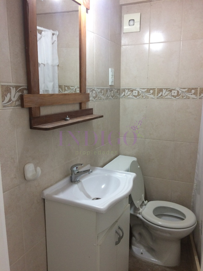 Apartamento Ref.503 - Alquiler en la playa Brava, frente al mar disponible desde el 5 de enero.