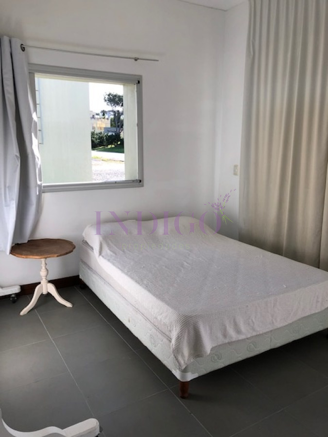 Apartamento Ref.421 - En alquiler monoambiente en Manantiales.