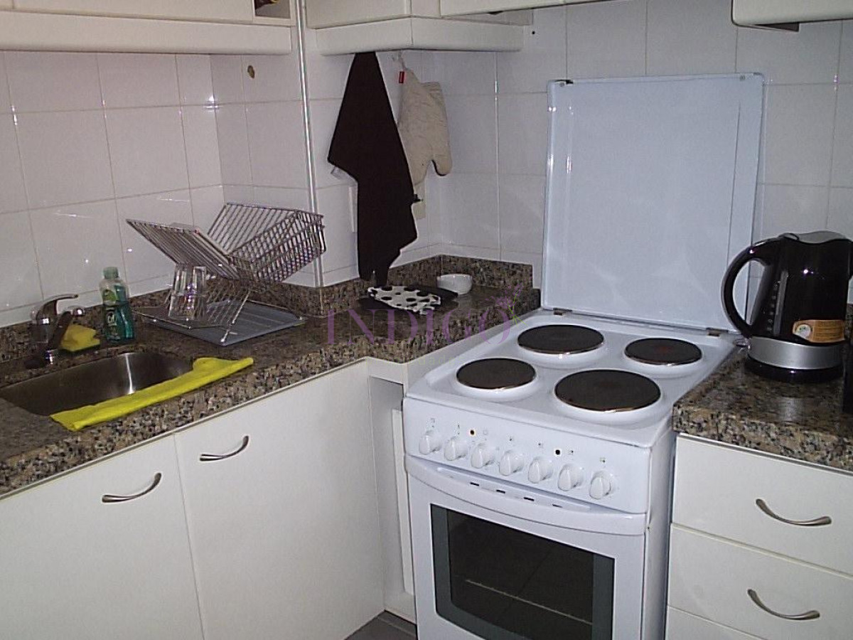 Apartamento Ref.464 - En alquiler anual o de temporada en edificio Doce Lunas.