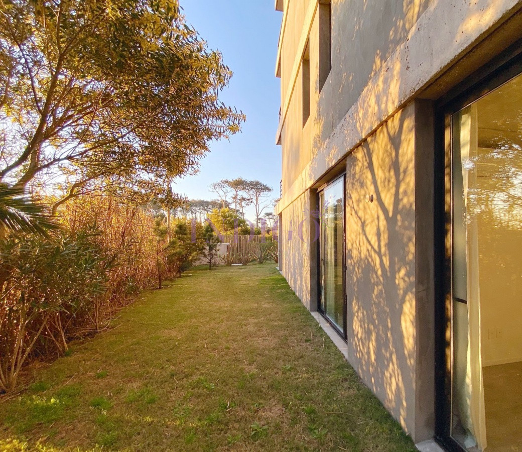Apartamento Ref.1031 - Alquiler de apartamento 2 dormitorios, Manantiales, Uruguay