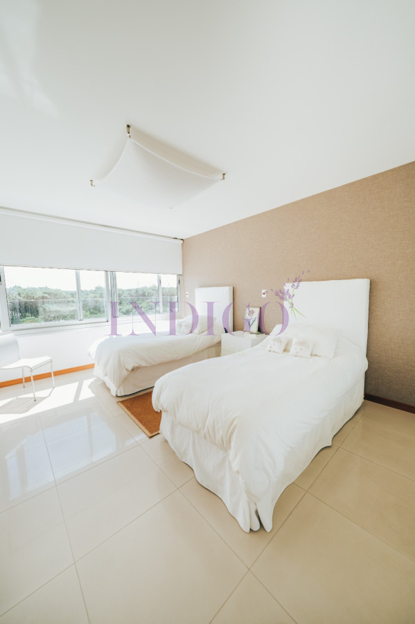 Apartamento Ref.124 - Apartamento en Brava, 4 dormitorios *