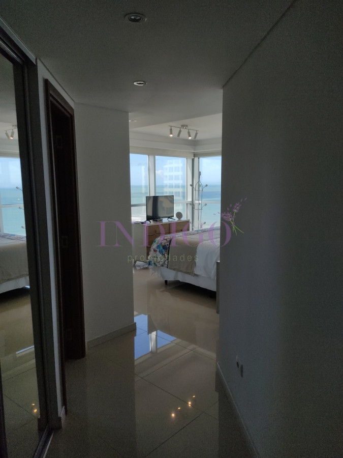 Apartamento Ref.351 - Muy buen Departamento alquiler frente al mar en la  Brava, 3 dormitorios