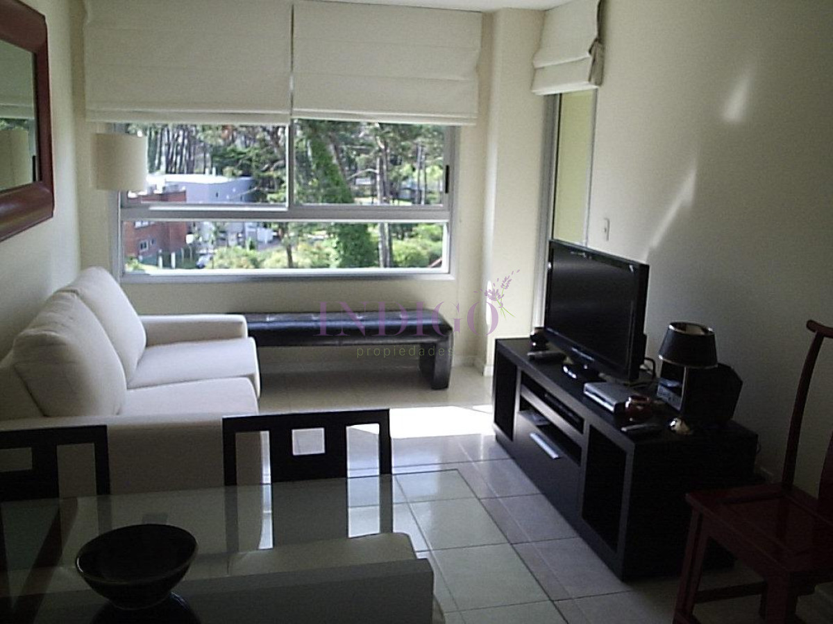 Apartamento Ref.464 - En alquiler anual o de temporada en edificio Doce Lunas.