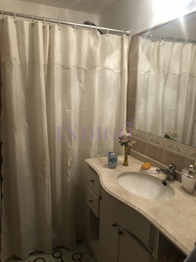 Apartamento Ref.521 - Apartamento de 3 Dormitorios y 2 Baños, en zona de alta movilidad y muy tranquila