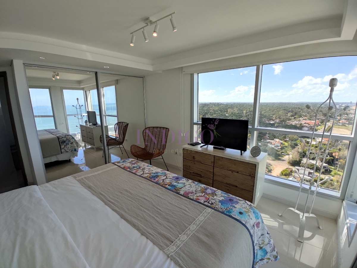 Apartamento Ref.351 - Muy buen Departamento alquiler frente al mar en la  Brava, 3 dormitorios