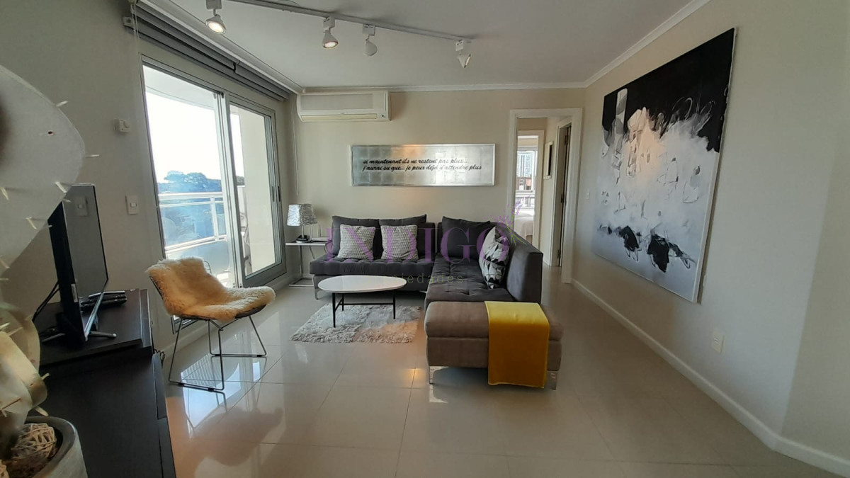 Apartamento Ref.8 - En Venta, Ocean Drive,2 dorm, Punta del Este