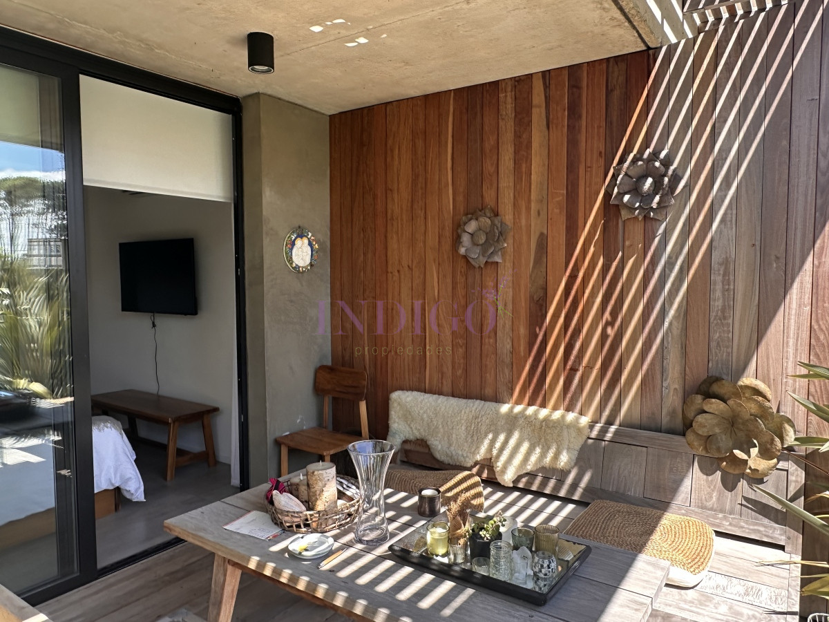 Apartamento Ref.1032 - En venta, en Manatiales 1 dorm.