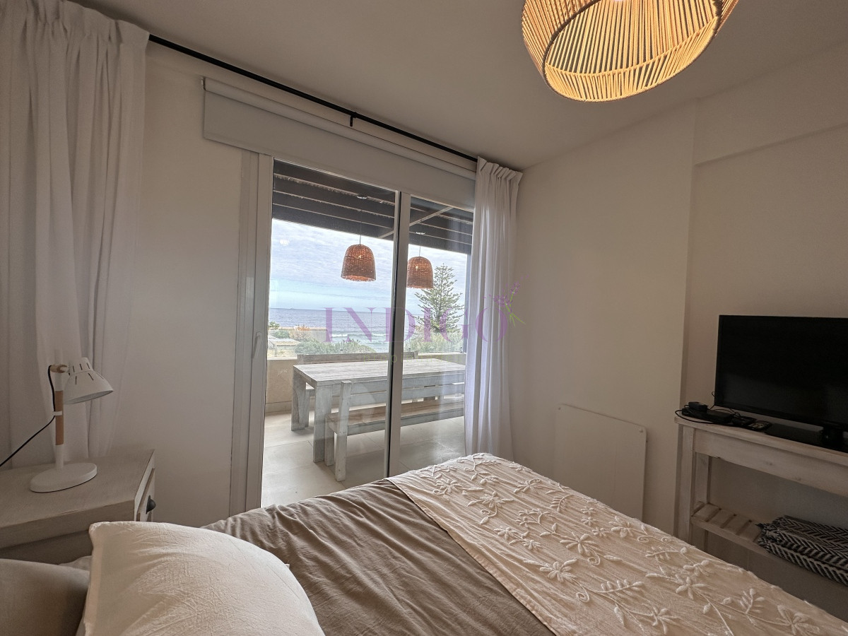 Apartamento Ref.1127 - Departamento en alquiler 3 dorm Montoya 
