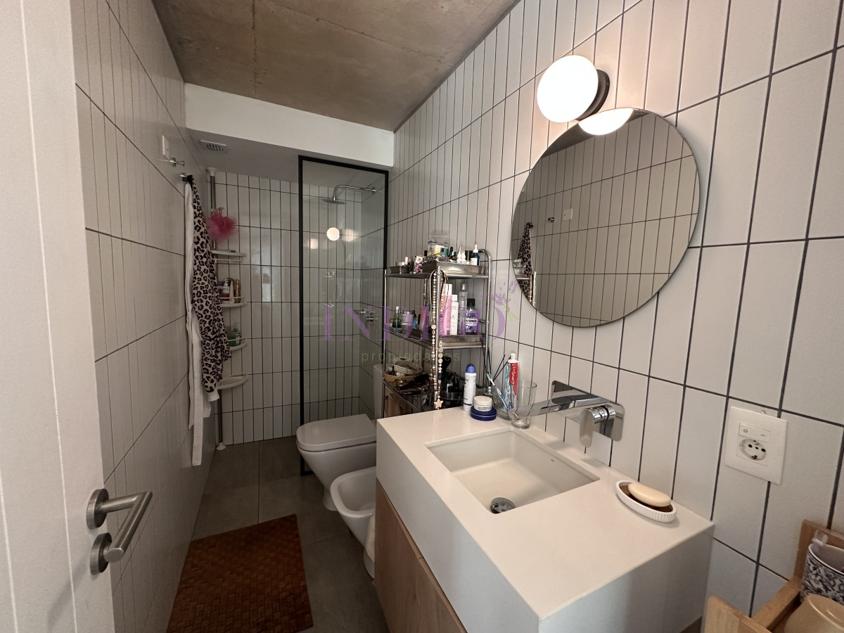 Apartamento Ref.1032 - En venta, en Manatiales 1 dorm.
