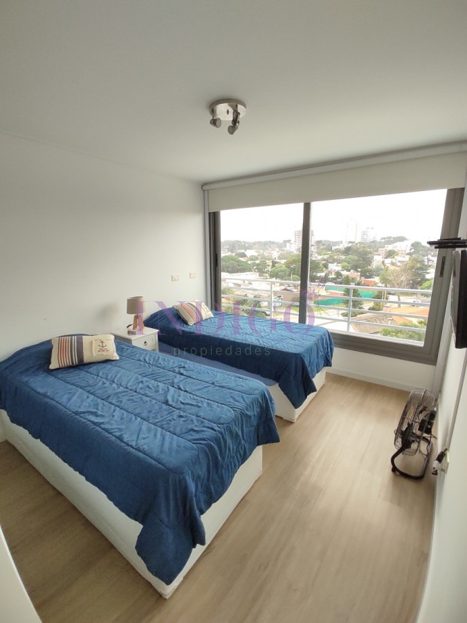 Apartamento Ref.224 - Muy buen departamento  en Mansa, 2 dormitorios .