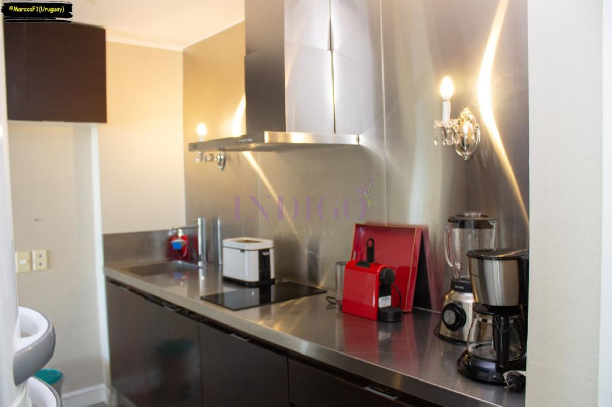 Apartamento Ref.852 - Apartamento en Torre Full Amenitites en Punta del Este, 2 Dormitorios y 2 Baños