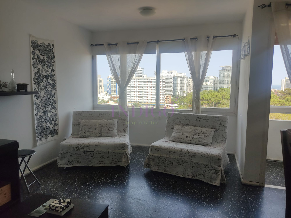 Apartamento Ref.1079 - En venta y alquiler apartamento de dos dormitorios en playa Brava