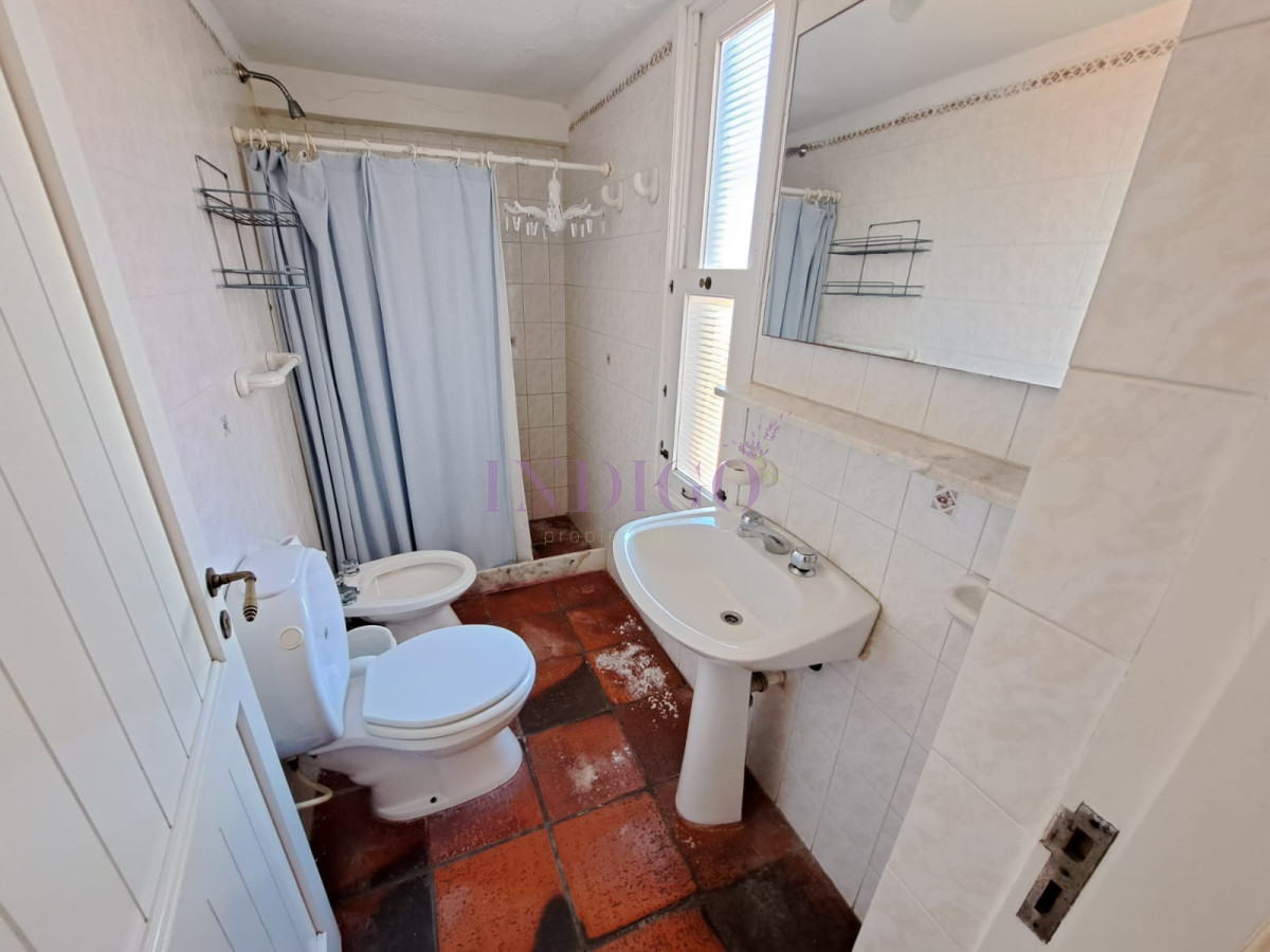 Apartamento Ref.579 - Venta en Manantiales, 2 cuartos, oportunidad,