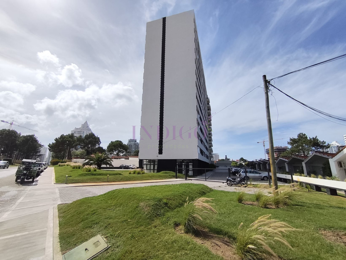 Apartamento Ref.525 - Apartamento en Venta en Aidy Grill-Punta del Este