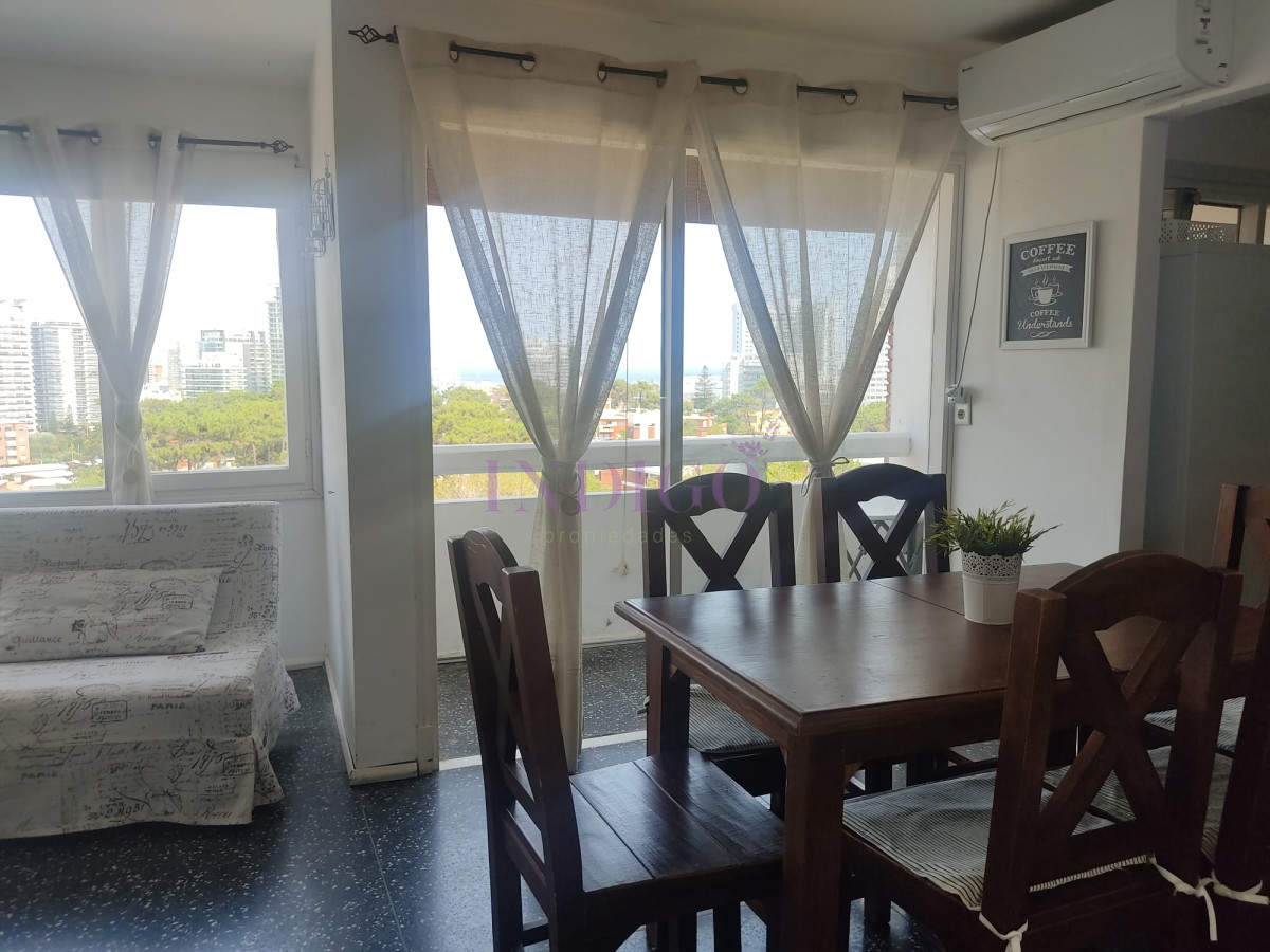 Apartamento Ref.1079 - En venta y alquiler apartamento de dos dormitorios en playa Brava