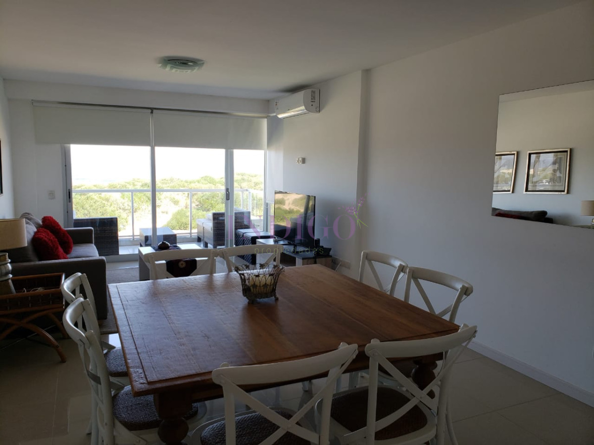 Apartamento Ref.596 - En venta playa Brava