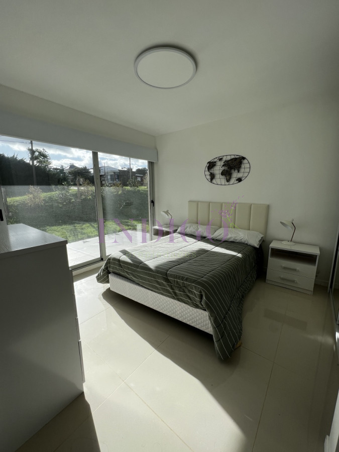 Apartamento Ref.1102 - Apartamento de 2 Dormitorios, con piscina y parrillero en la mansa