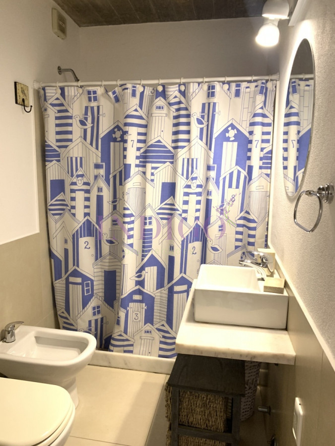 Apartamento Ref.137 - Departamento en alquiler en pleno  Manantiales, 3 dormitorios .