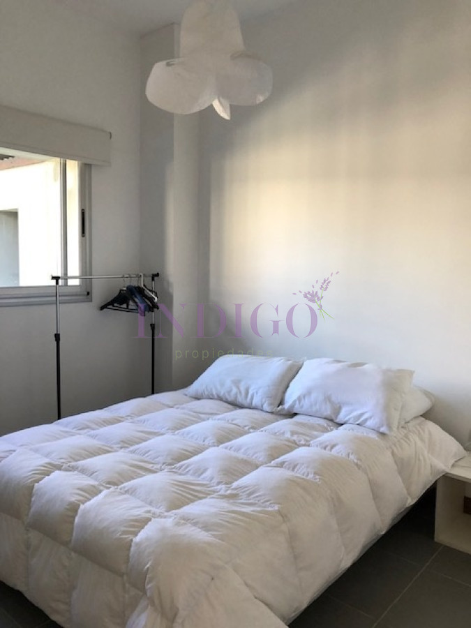 Apartamento Ref.428 - En alquiler departamento en Manantiales.