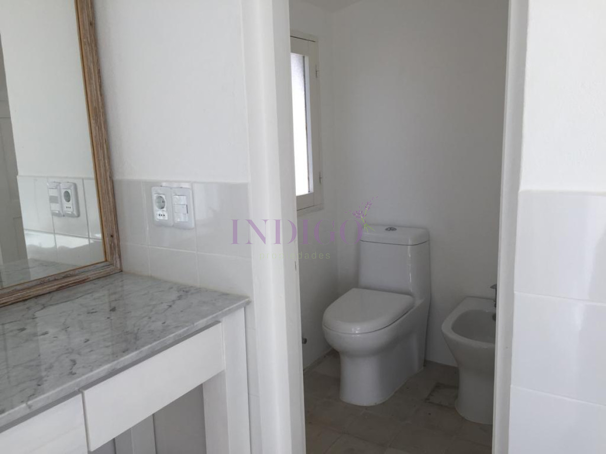 Apartamento Ref.1112 - En alquiler primer lìnea en la Posta del Cangrejo 3 dorm y dependencia