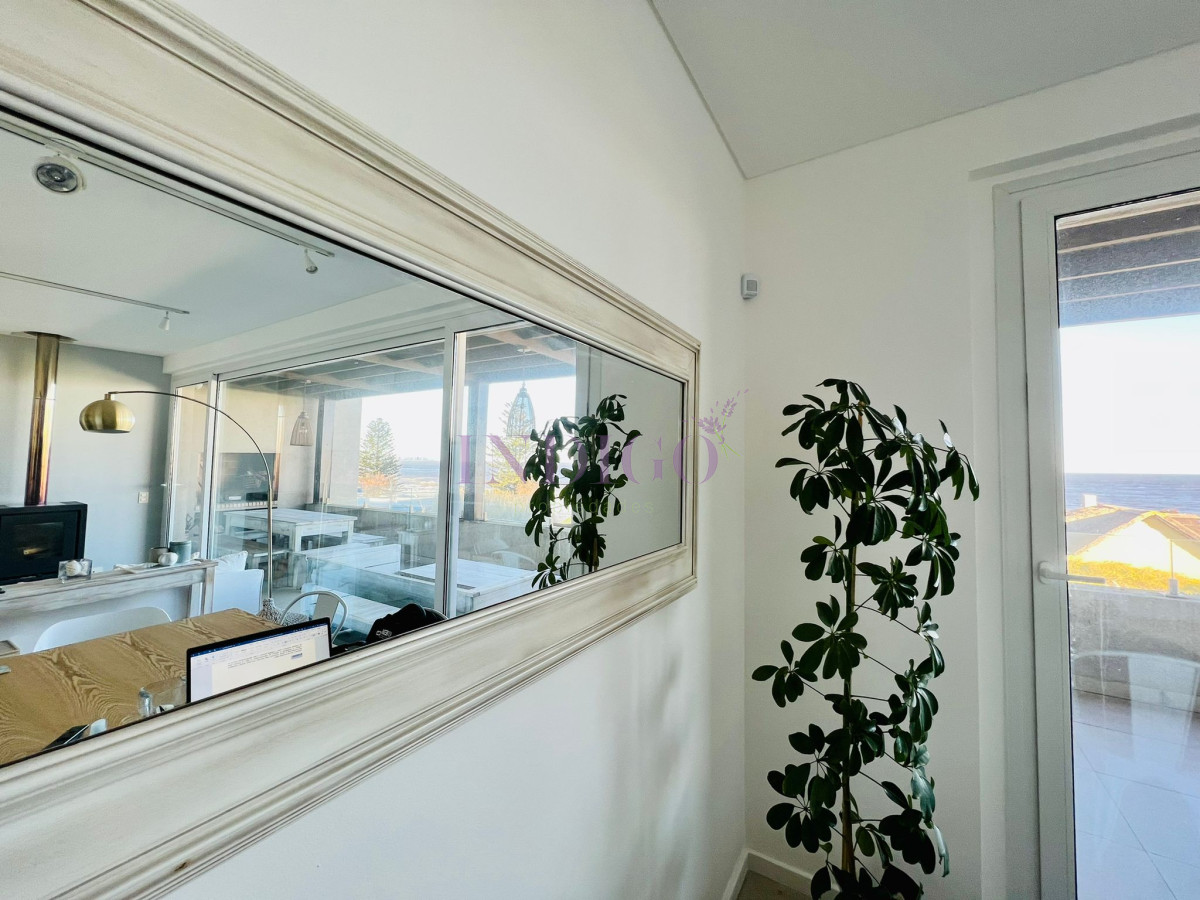 Apartamento Ref.893 - Departamento en venta, 3 dorm y serv. Parrillero propio y garaje