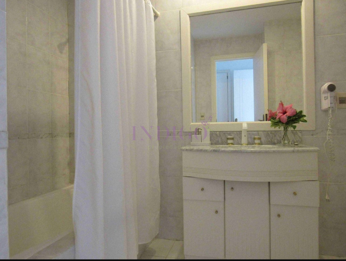 Apartamento Ref.585 - Alquiler 3 dormitorios Montoya