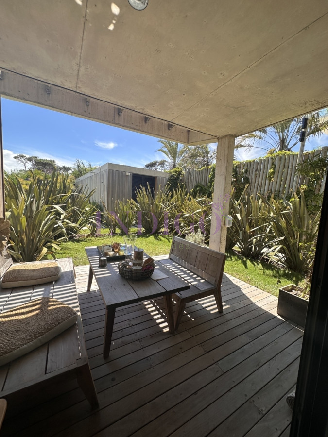 Apartamento Ref.1032 - En venta, en Manatiales 1 dorm.