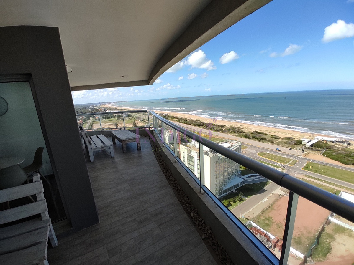 Apartamento Ref.351 - Muy buen Departamento alquiler frente al mar en la  Brava, 3 dormitorios