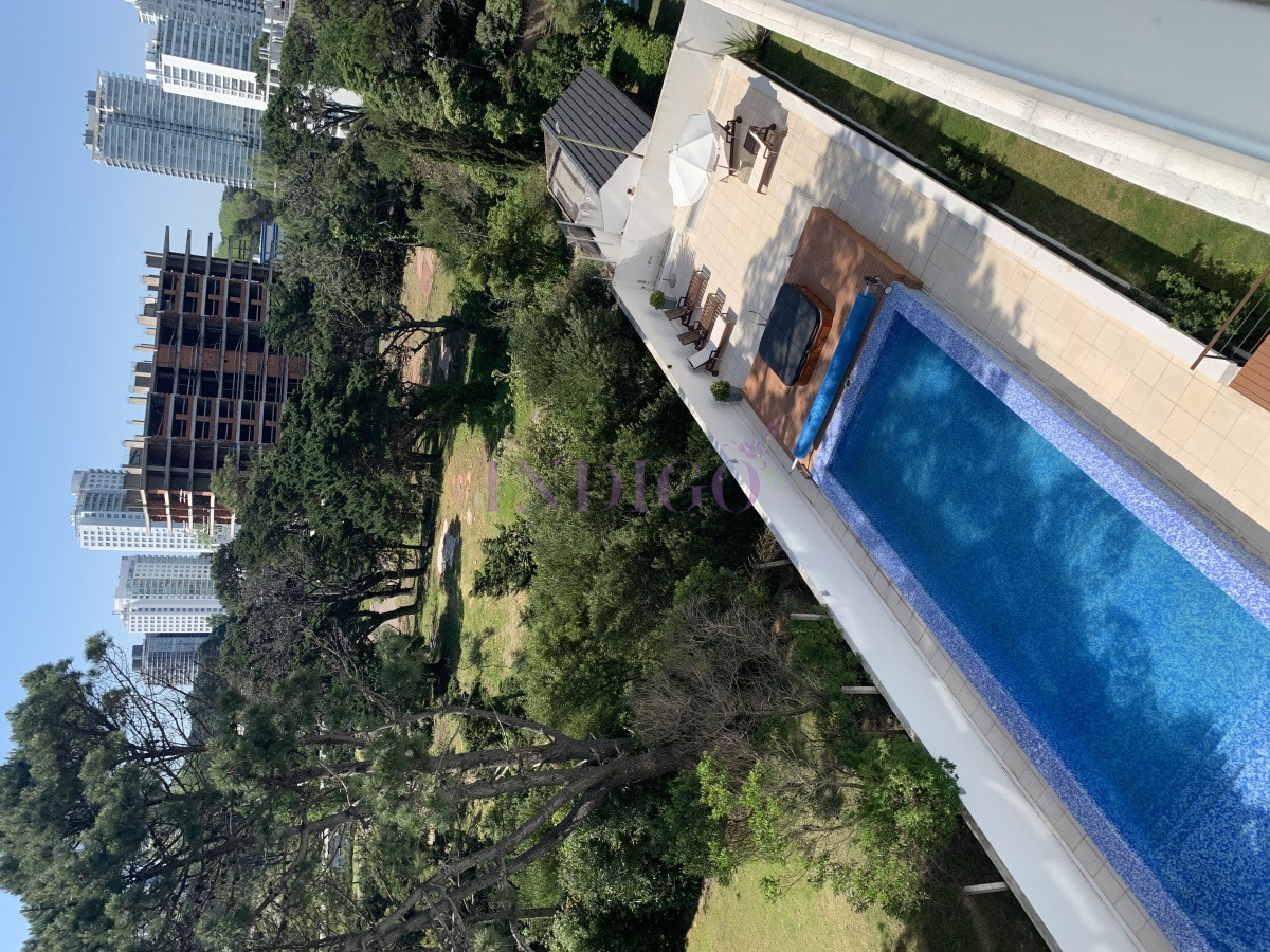 Apartamento Ref.755 - En venta y alquiler, playa Brava