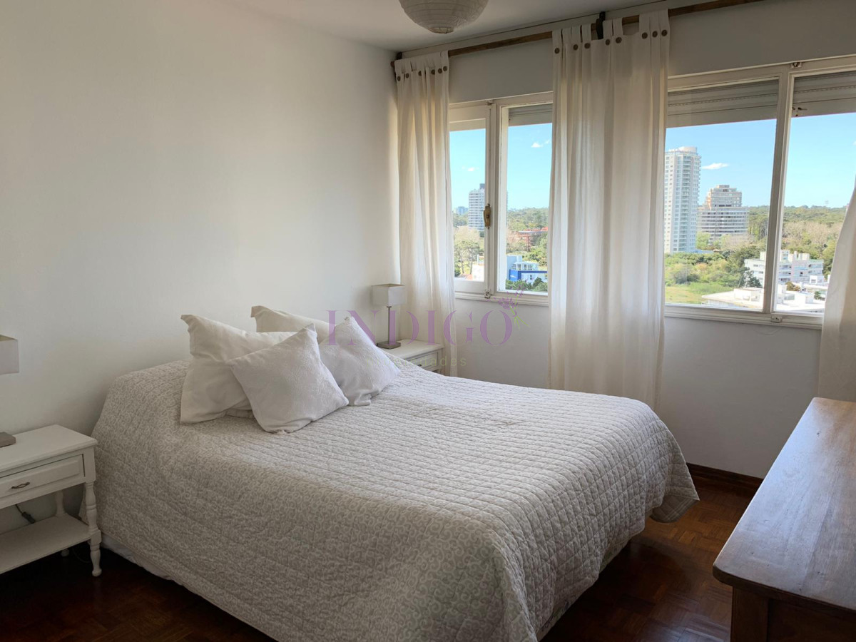 Apartamento Ref.478 - Alquiler de departamento  playa Brava y  de playa Mansa  en Punta del Este