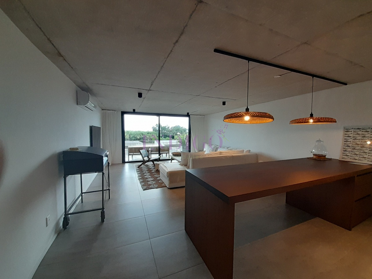 Apartamento Ref.933 - Apartamento en alquiler 3 dormitorios en Manantiales, Uruguay