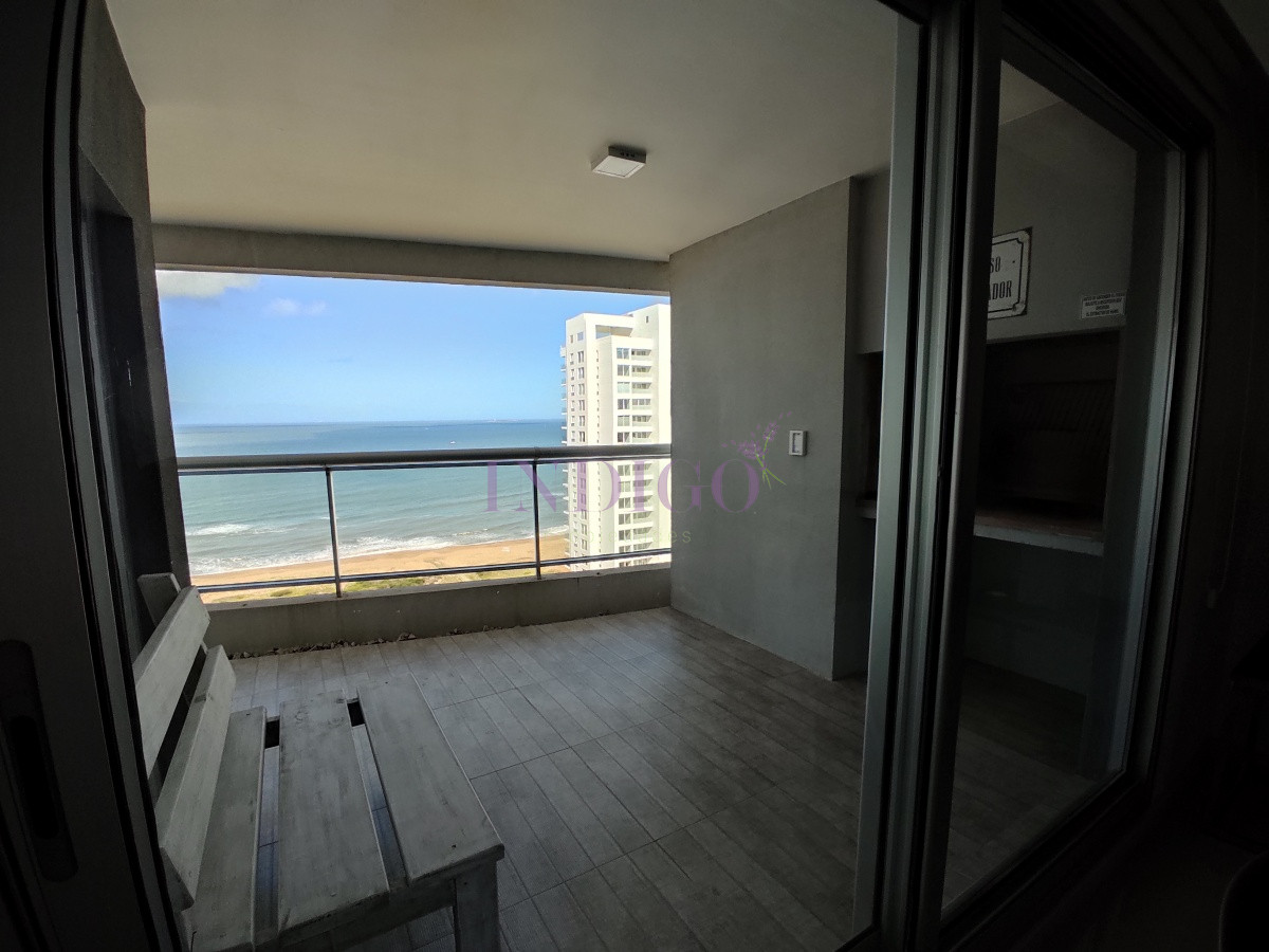Apartamento Ref.351 - Muy buen Departamento alquiler frente al mar en la  Brava, 3 dormitorios