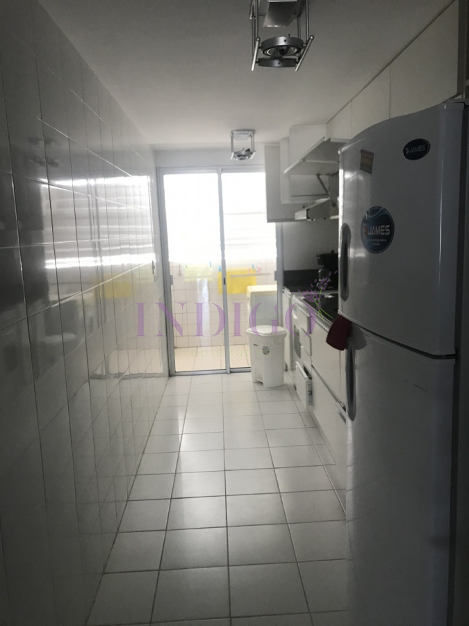 Apartamento Ref.583 - Venta y alquiler en Montoya, servicio de playa y de mucama.