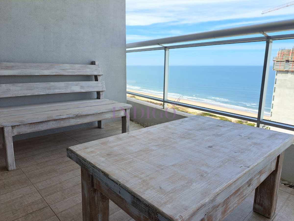 Apartamento Ref.349 - Departamento en alquiler plena plena playa Brava, 2 dormitorios