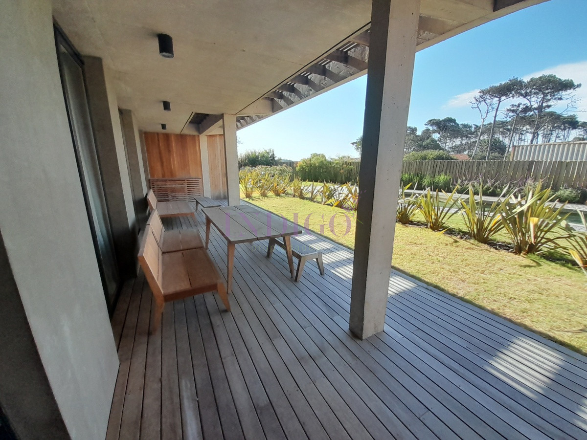 Apartamento en venta Manantiales  - IDG935A