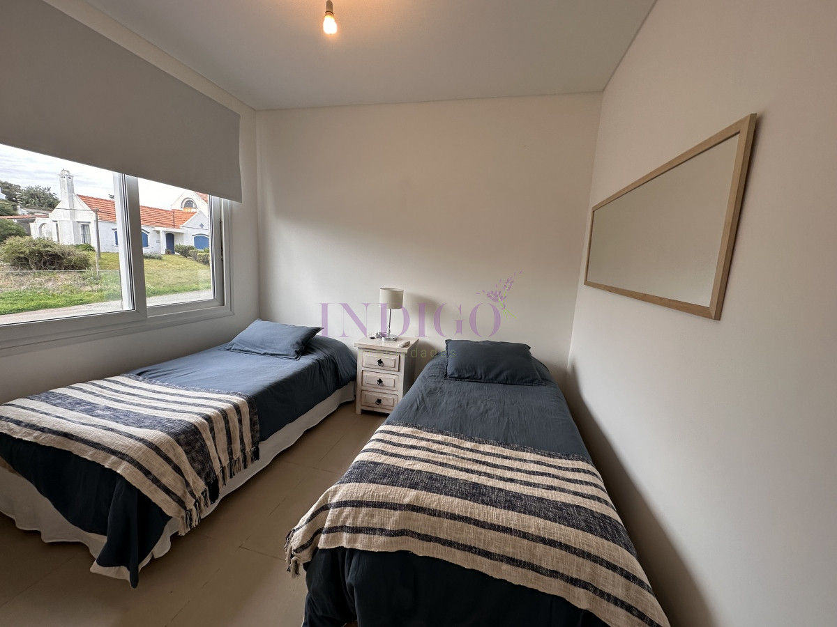 Apartamento Ref.1127 - Departamento en alquiler 3 dorm Montoya 