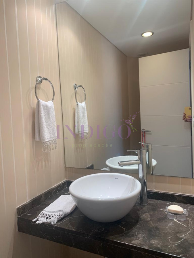 Apartamento Ref.898 - Apartamento en la mansa a metros de Enjoy PDE y la Rambla 