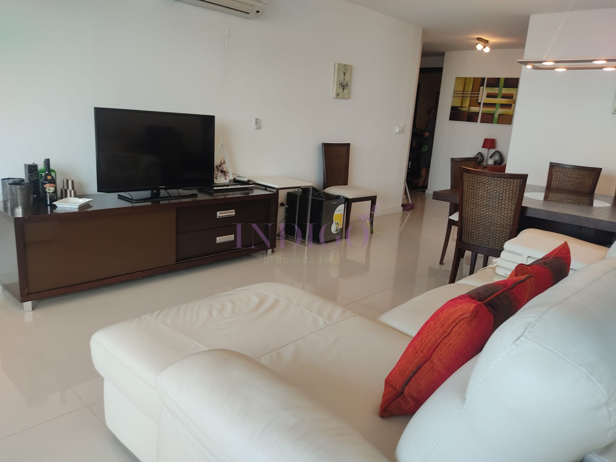 Apartamento Ref.994 - Venta de apartamento 2 dormitorios, Aidy Grill, Punta del Este