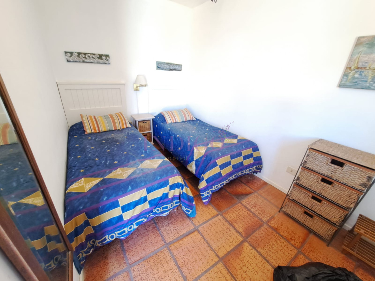 Apartamento Ref.579 - Venta en Manantiales, 2 cuartos, oportunidad,
