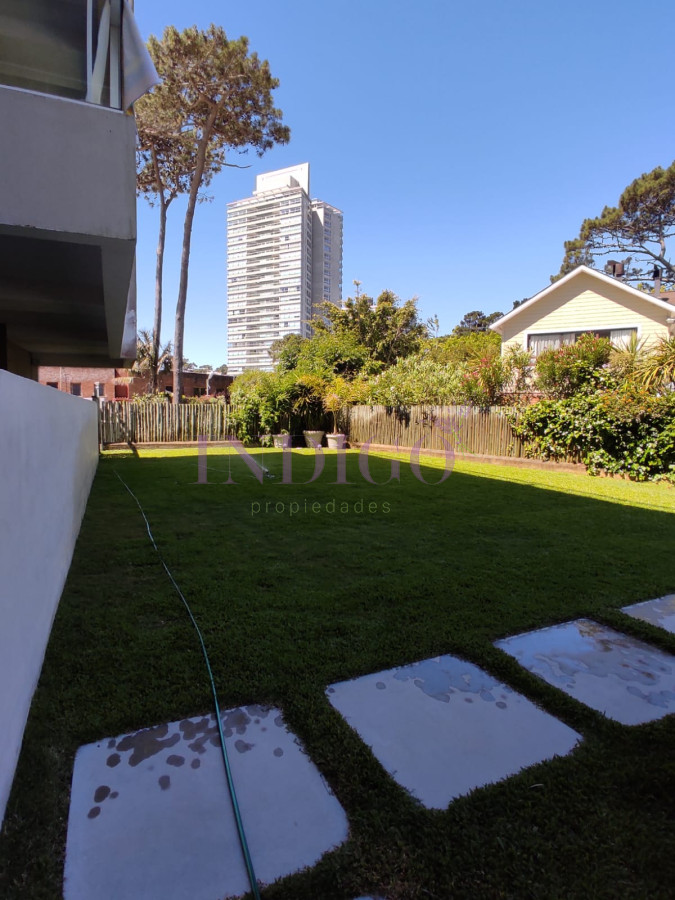 Apartamento Ref.628 - Apartamento de 1 dormitorio, 1 baño, con piscina, muy bien ubicado