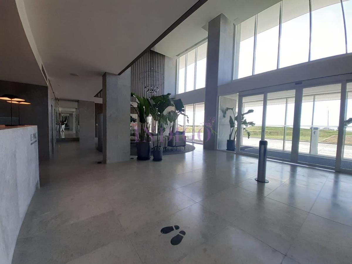 Apartamento Ref.888 - Apartamento 3 Dormitoritos y 3 Baños, en la Brava, full amenitites! 