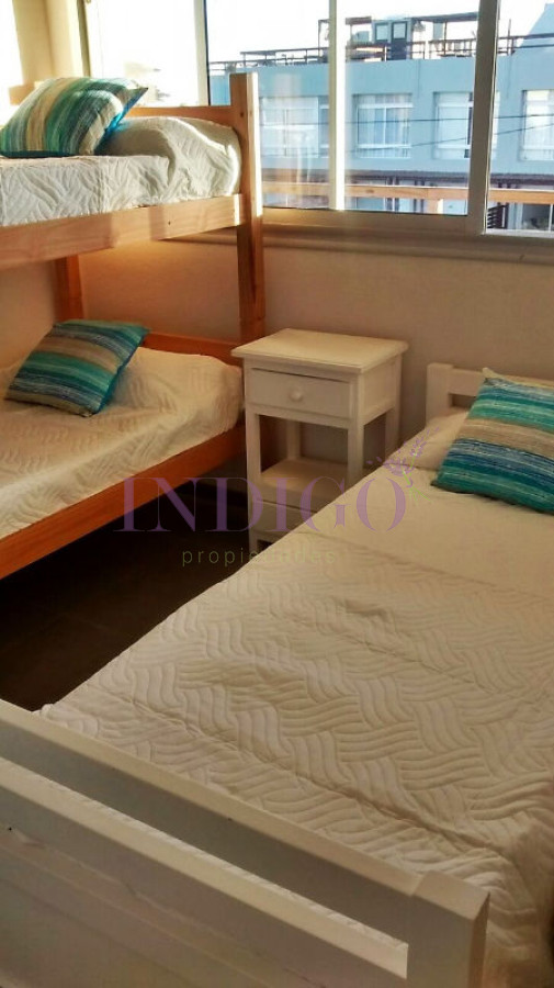 Apartamento Ref.131 - Departamento en alquiler en Manantiales, 2 dormitorios .
