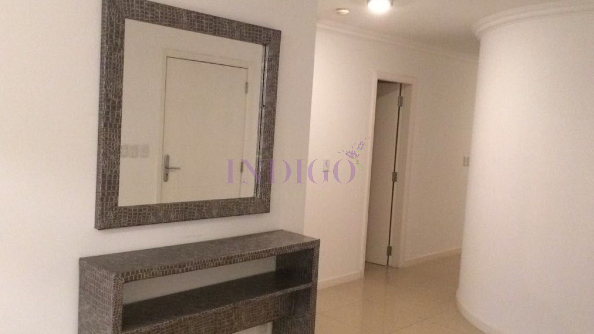 Apartamento Ref.132 - Apartamento alquiler en la Mansa, 2 dormitorios mas dependencia con vista al mar.